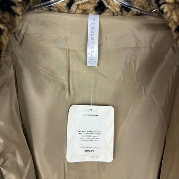 NWT fabletics Tahoe teddy jacket cheetah print SZ XL - Picture 9 of 9